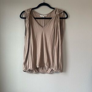Trina Turk Tan V-Neck Sleeveless Blouse